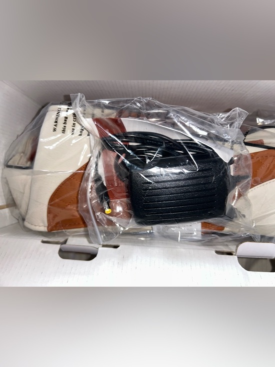 Brand New Magic Makers Shiatsu Neck & Back Massager - Brown and Cream - Picture 7 of 7